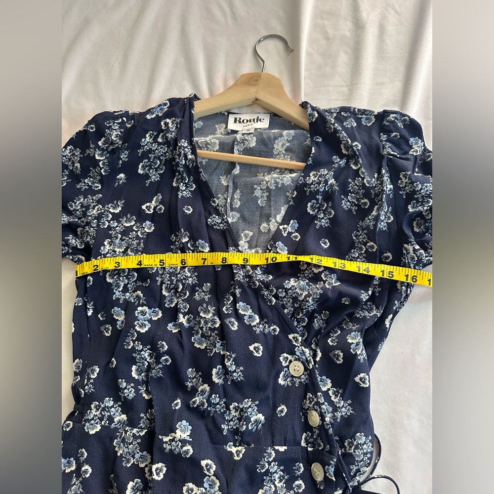 Rouje Wrap Dress S XS 36 Blue Floral Side Buttons Midi Length - Picture 3 of 9